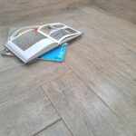 PISO PORCELANATO 10X150X800 COLOR VINTAGE - Imagen 3